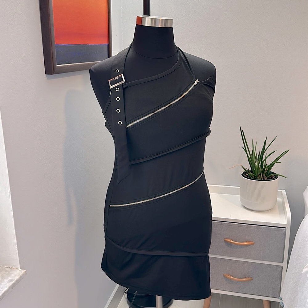 Asymmetrical zipper little black dress size Large
